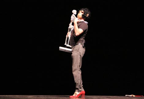 Lucy nije bila tako davno, autor i izvođač Aleksandar Acev, foto: Silvija Butkovic