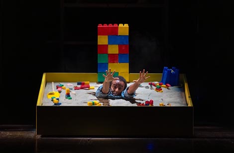 Hombre Colletivo: Alle Armi, autori Hombre Colletivo