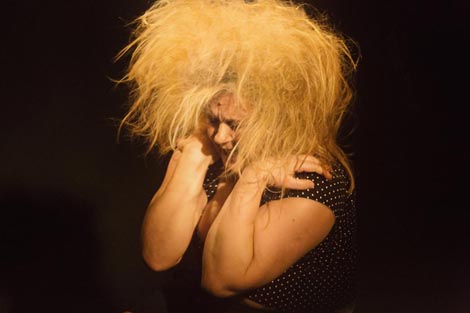 Societat Doctor Alonso, Španjolska: Anarhija (Anarchy), kor. i red. Sofia Asencio