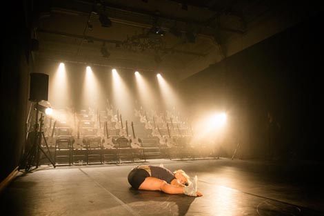 Societat Doctor Alonso, Španjolska: Anarhija (Anarchy), kor. i red. Sofia Asencio