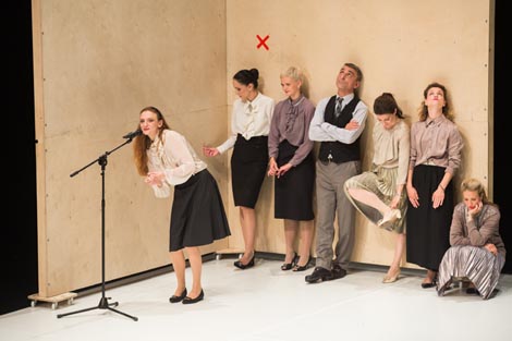 Studio za suvremeni ples, Zagreb (u suradnji s Cie Public in Private): Ansambl, autorica Jasna L. Vinovrški, foto: Tomislav Sporiš