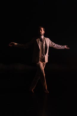 Flota, zavod, Murska Sobota (Slovenija): Arms that Never Knew Me, kor. Charlie Brittain & Milan Tomášik, foto: Vladimír Veverka