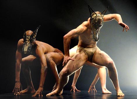 Fresco dance co., Cerberus, kor. Yoram Karmi, foto: Tami Weiss