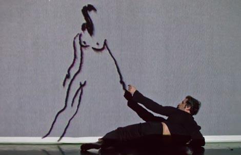 The Symptoms, Budimpešta, Mađarska: The Miracles of the Night (Čuda noći), red. i kor. Réka Szabó