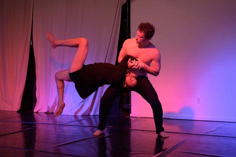 Almanac Dance Circus Theatre (SAD), NÜT Dance Company (Egipat): Fix me!, autori Ben Grinberg, Hazem Header, foto: Johanna Austin, Facebook NDC