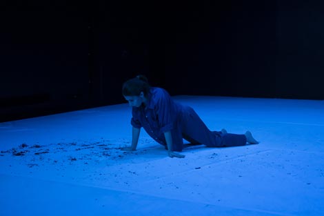 Koraljka Begović uz podršku Udruge Ekscena i ZPC-a: Funeral For My 30s, kor. Sabina Perry u suradnji s Koraljkom Begović, foto: Neven Petrović, ZPC