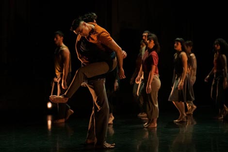Zagrebački plesni ansambl i En-Knap grupa, Ljubljana: Gran Bolero, kor. Jesús Rubio Gamo, foto: Andrej Lamut