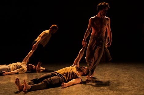 Zagrebački plesni ansambl i En-Knap grupa, Ljubljana: Gran Bolero, kor. Jesús Rubio Gamo, foto: Andrej Lamut