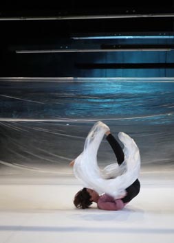 UO Fronesis i Zagrebački plesni centar: Hologramski prostor, kor. Jasna Čižmek Tarbuk, foto: Frana Grbić