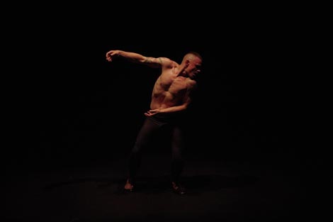 Domino, Perforacije: i samo / And only, autor Bruno Isaković