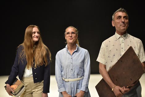 Studio za suvremeni ples, Zagreb: Iscjelitelji, kor. Jasna Layes Vinovrški, foto: Silvija Dogan