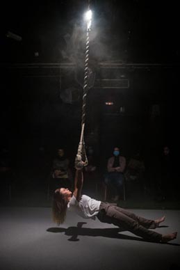 Tricycle Trauma, Zagreb: Iskrenje, autorica Ivana Pedljo, foto: Jahvo Joža/ SubSite