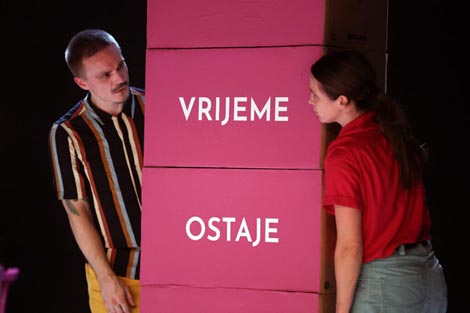 Malo sutra, Zagreb: Jednom davno sutra, autorica i kor. Aleksandra Janeva Imfeld