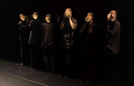 Skupina CocoonDance i Državno kazalište u Darmstadtu: Körpertreffer, kor. Rafaële Giovanola