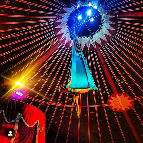 Kristina Lisica na cirkuskom nastupu