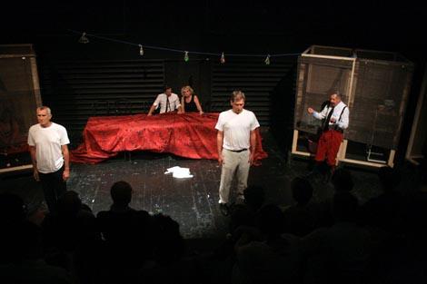 Teatar &TD, Zagreb: Kugla glumište: Salvador Dalí – Ljubav i pamćenje – Evokacija, autori: Autorski kolektiv, foto: Hrvoje Grgić