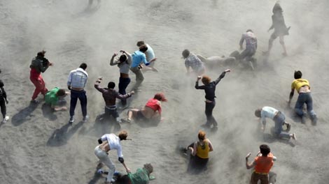 Levée, red. Boris Charmatz, César Vayssié