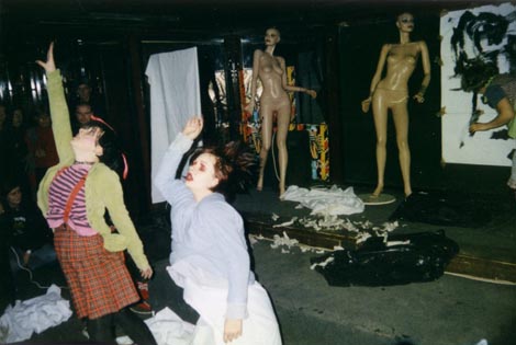 Not your bitch!: Gole i ćelave (1997)