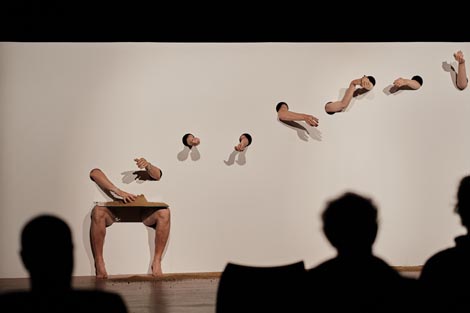 Platforma za suvremenu umjetnost, Movements:White, autori Sanja Latinović i Ranko Đanković