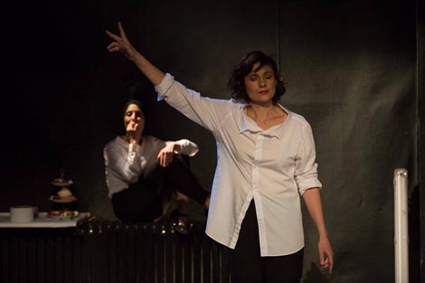 Kik Melone, Teatar &TD, Zagreb: Ms Fox Invited Ms Cat For Tea and a Chit-Chat One Late Late Afternoon Last Summer, autori Silvia Marchig, Iva Nerina Sibila i Josip Maršić