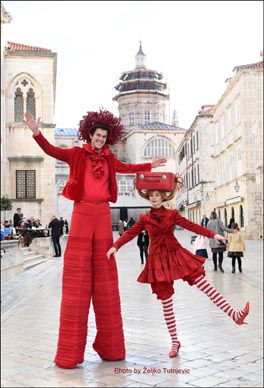 Istinio & Nikolina - odgovarajući naslov ove teme mogao bi biti svatko nosi svoje breme by ŽT