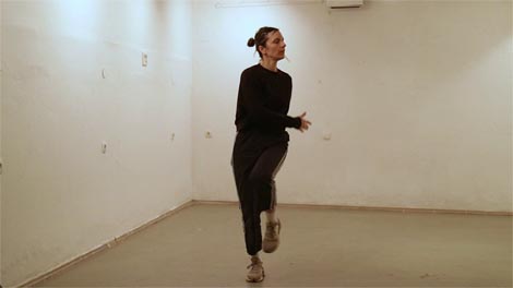 QueerANarhive, Split: Oh, kor. Ana Jelušić, foto Tonči Kranjčević Batalić