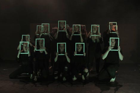 Marija Matković i Plesni studio Hip Hop House, Zagreb: Okviri i granice, kor. i red. Marija Matković