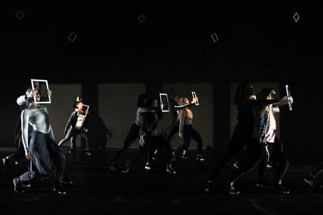 Marija Matković i Plesni studio Hip Hop House, Zagreb: Okviri i granice, kor. i red. Marija Matković