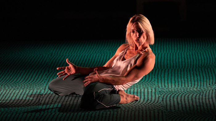 Alexandra Madsen, <em>Paralelne kampanje</em>, autorica Alexandra Madsen, fotografkinja Sindri Uču