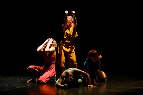 Playing Reality, ideja Koraljka Begović, koncept i dramaturgija Jasna Jasna Žmak