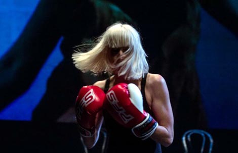 Zagrebački plesni centar i Udruga profesionalnih plesnih umjetnika PULS, Zagreb: Rollercoaster, autorica Katarina Đurđević