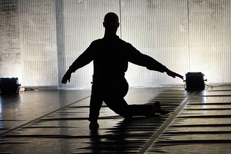 Sada, dok još nismo previše stari, autor Jesús Rubio Gamoa