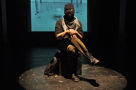 Teatar Glej, Ljubljana, Scream, koncept Boris Kadin, tekst Natasha Kadin, Øystein Ulsberg Brager, Boris Kadin, foto: Tihana Mandušič