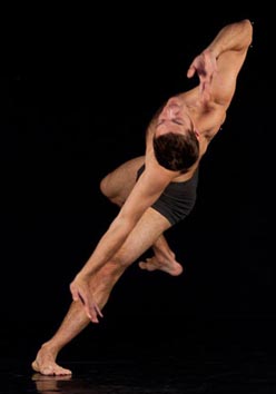 Daniel Léveillé danse, Montréal, Kanada, Solitudes Solo, kor. i red. Daniel Léveillé, foto: © Denis Farley