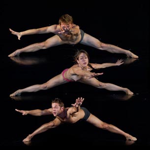 Daniel Léveillé danse, Montréal, Kanada, Solitudes Solo, kor. i red. Daniel Léveillé, foto: © Denis Farley