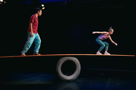 Art No More Association, Rumunjska; Somatic Freaks – The Proprioceptors Revolution, autori Vlad Benescu, Alexandra Mihaela Dancs, foto: Mihai Smeu