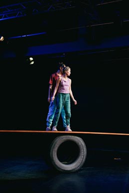 Art No More Association, Rumunjska; Somatic Freaks – The Proprioceptors Revolution, autori Vlad Benescu, Alexandra Mihaela Dancs, foto: Mihai Smeu