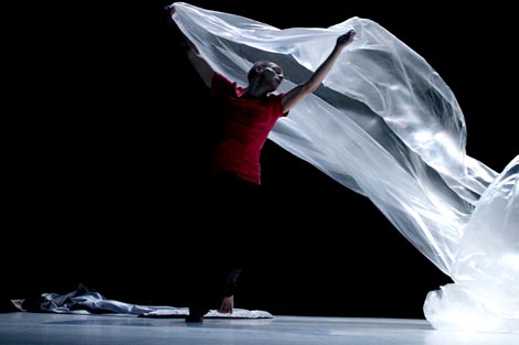 Compagnie Pedro Pauwels, Sors, kor. Mary Wigman, Pedro Pauwels, Josef Nadj, Carlotta Ikeda, Robyn Orlin, Jérôme Thomas