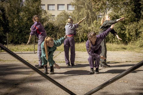 Studio za suvremeni ples, Zagreb: Spektakl, kor. Irma Omerzo, foto: Jasenko Rasol