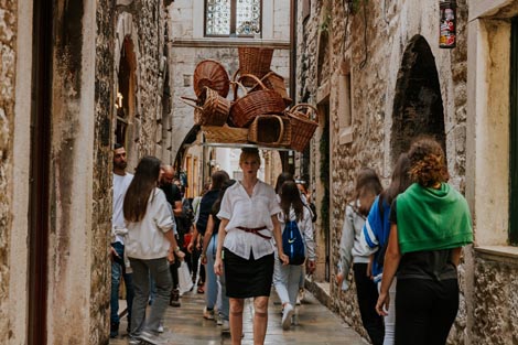 Performans Teret nasljeđa, sutorica Nikolina Majdak. foto: Damira Kalajžić