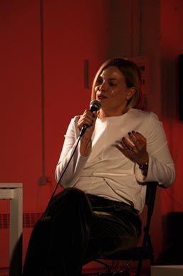 Nevena Randeli Vejzović; Simpozij Surviving the Corporate / Apocalypse, foto: Rada Iva Sibila