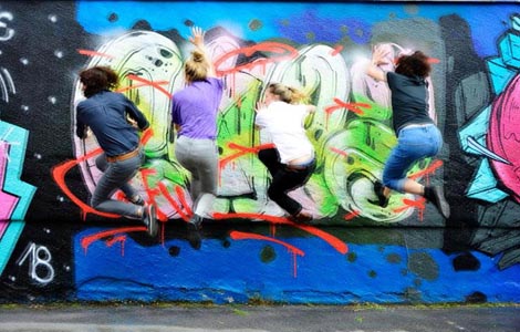 Sve četiri za jedno. Na rubu dodira i kaosa, autorica Ana Kreitmeyer