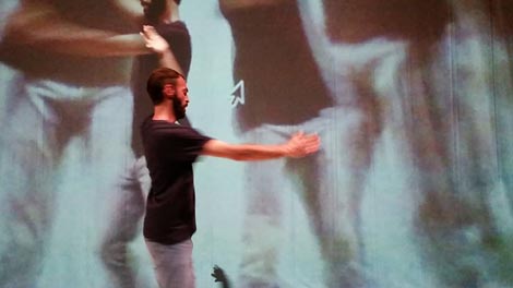 Turning, autor Alessandro Sciarroni, foto: Facebook Migrant Bodies