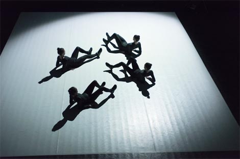 CocoonDance Company: Vis Motrix, kor. Rafaële Giovanola, foto: cocoondance.net