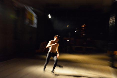 Tranzicijsko-fikcijsko kazalište – Trafik i Hrvatsko narodno kazalište Ivana pl. Zajca, Rijeka: Weltschmerz, autor Žak Valenta